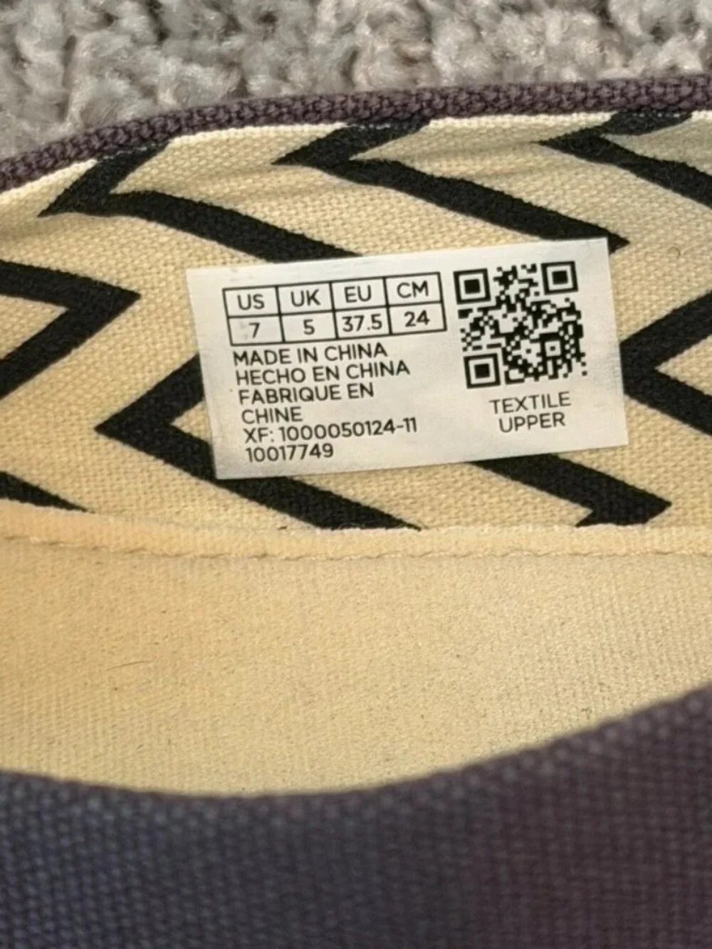 Toms slip shoes